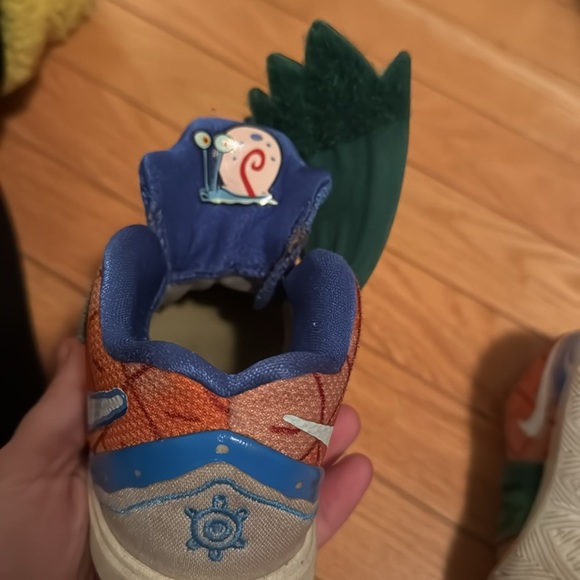 Nike Kyrie 5 Spongebob Squarepants Pineapple House Sneakers Size 10C - Picture 9 of 9
